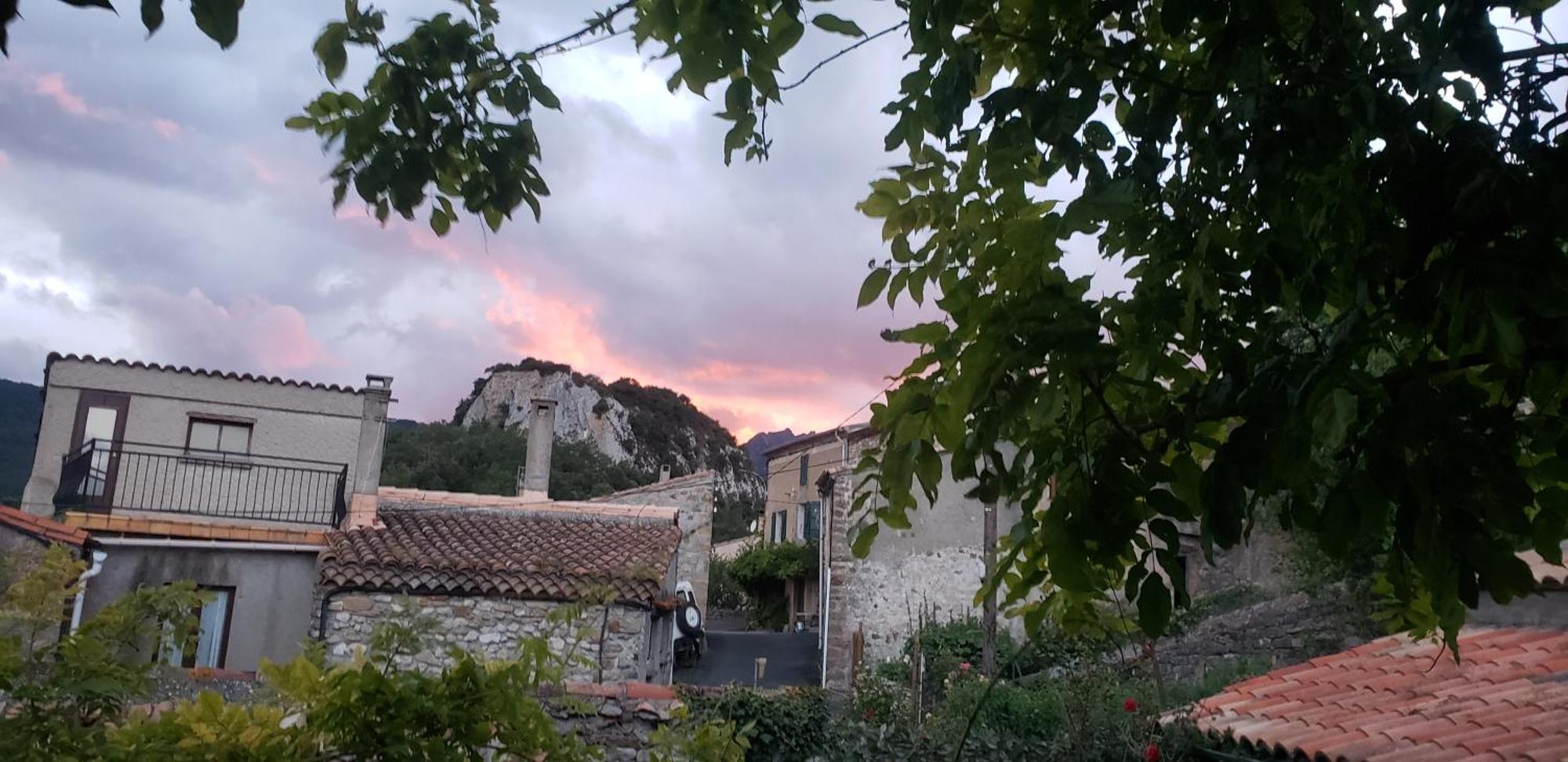 Le Chateau Camps-sur-l'Agly Exterior foto